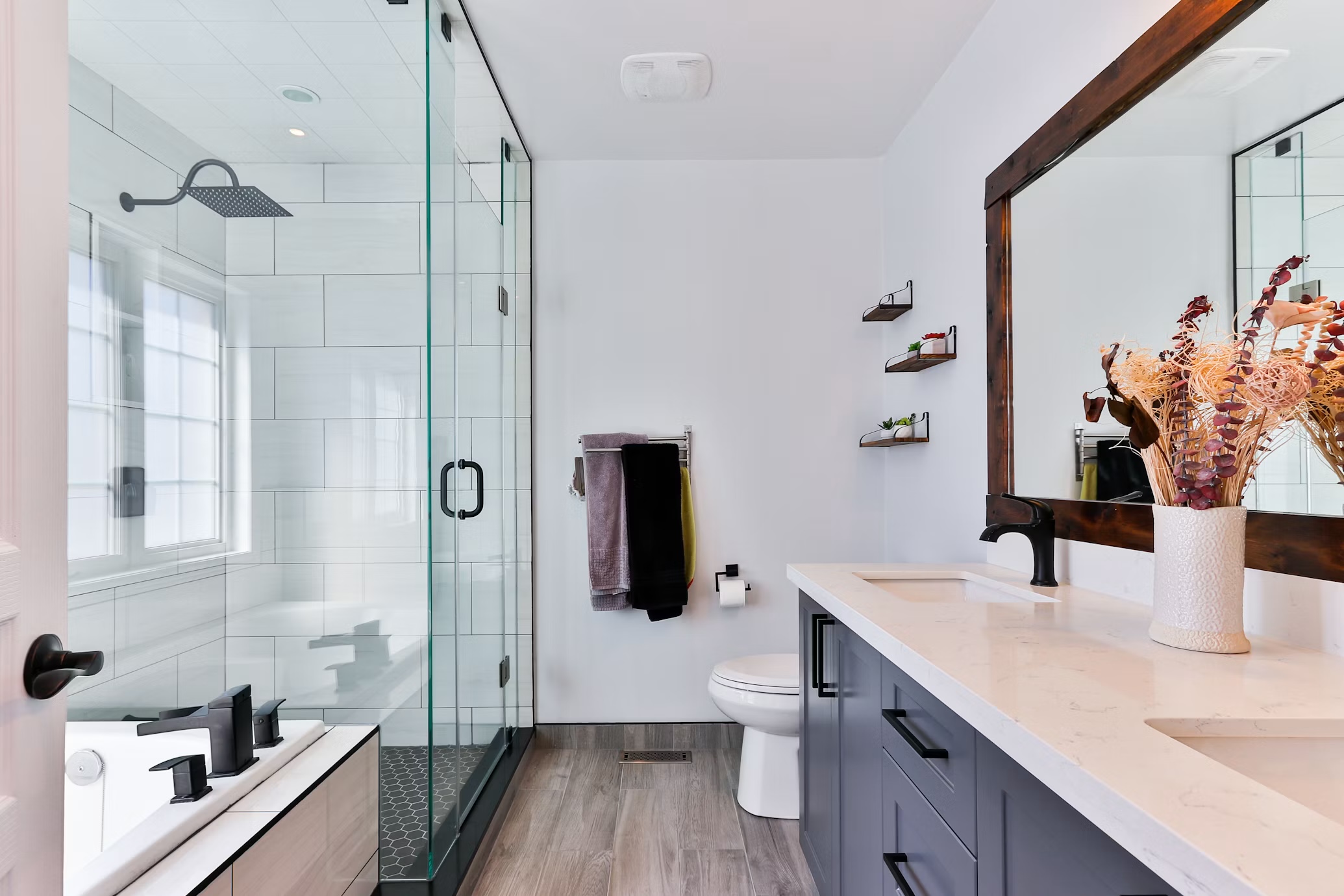 bathroom renovation project Fort Lauderdale FL porcelain tile and custom vanity – Fort Lauderdale FL