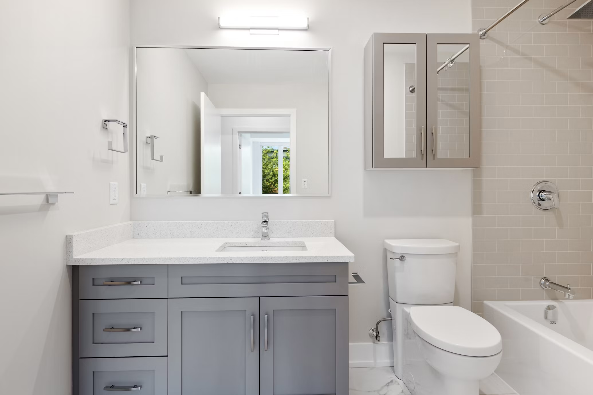 bathroom renovation Fort Lauderdale FL with premium tile and gold fixtures – Fort Lauderdale FL